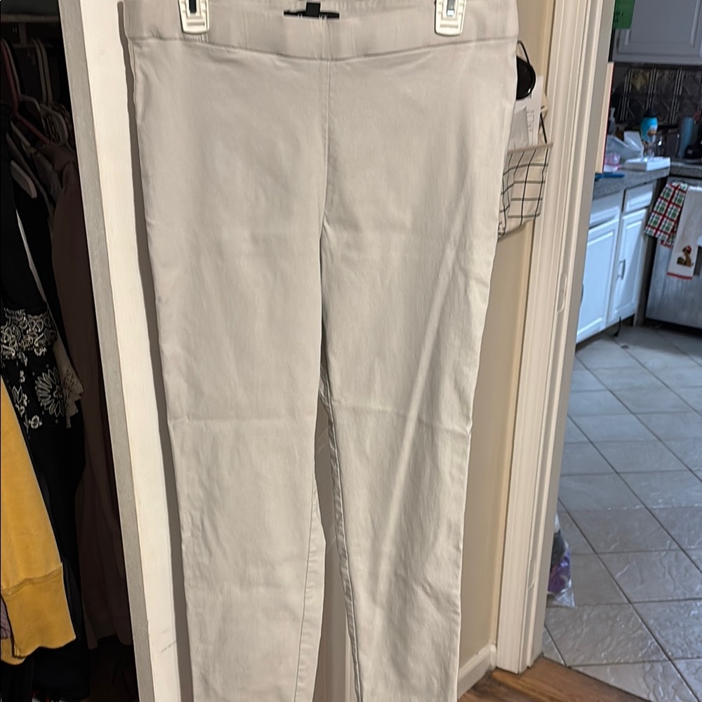 Ellen Tracy Beige Straight-Leg Pants